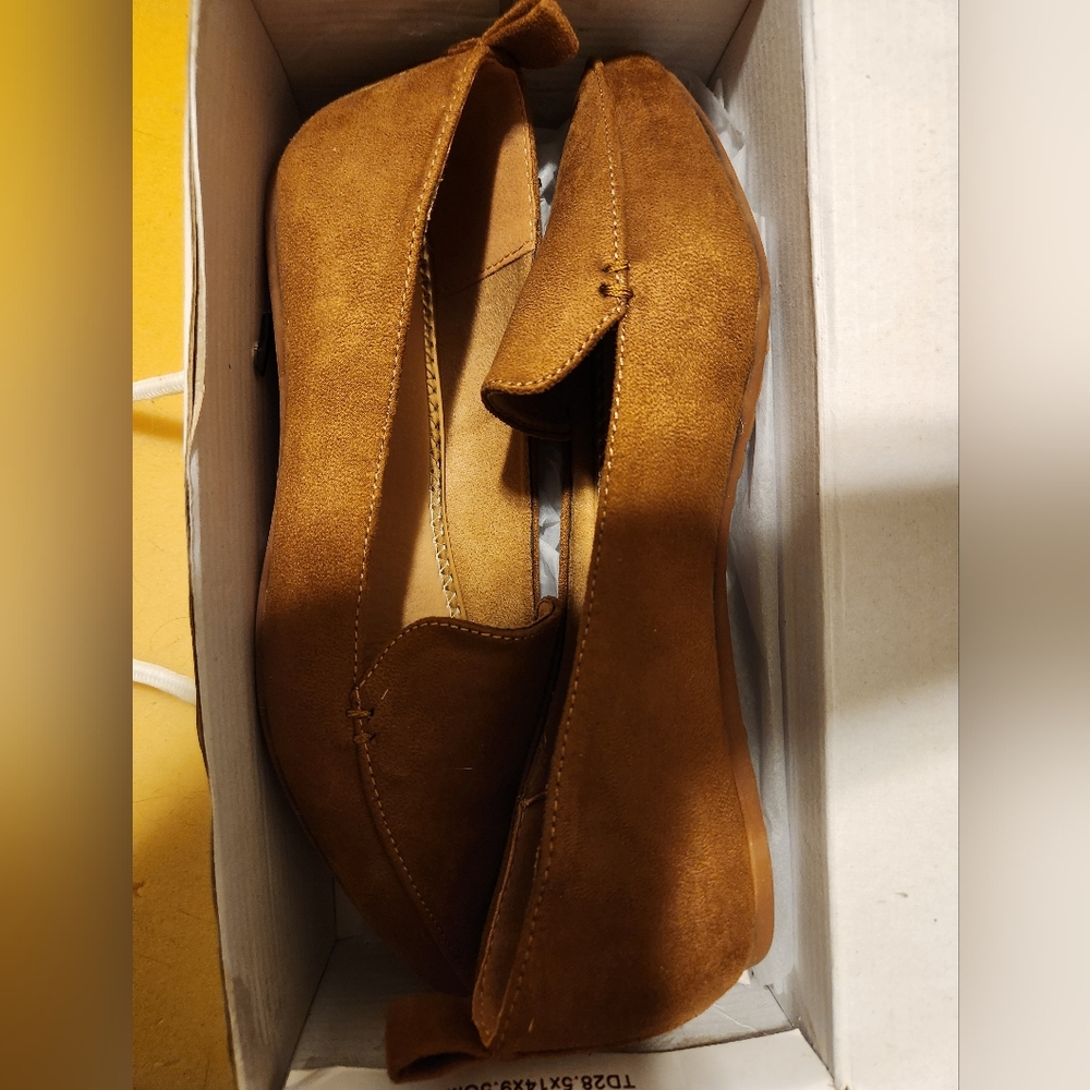 Brown Leather shoes NIB - Picture 2 of 3